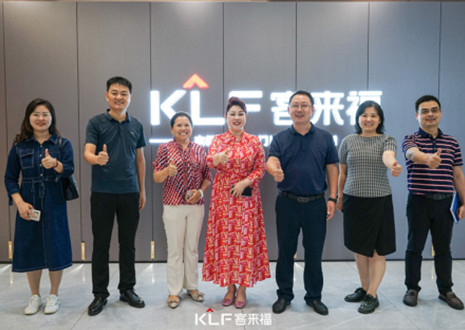 热烈欢迎芜湖市镜湖区投资促进中心领导一行莅临星空(中国)xingkong参观考察！